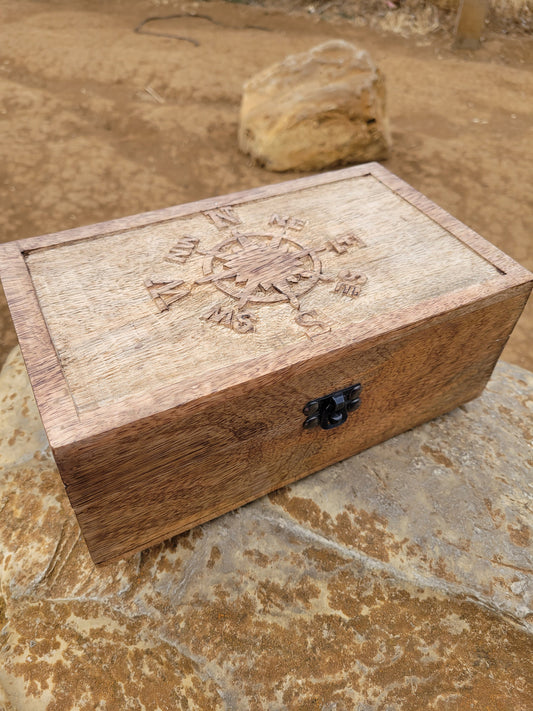 Compass Rose Orgonite charging box